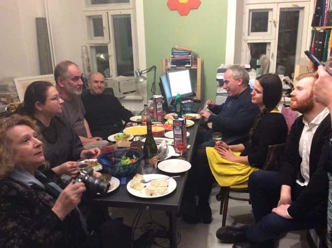 Где отмечают чемпионы?