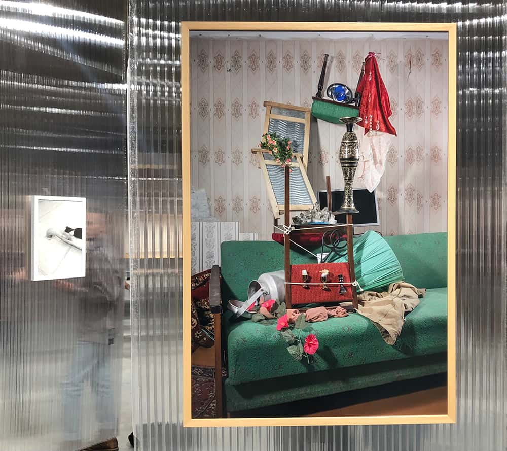 Поиск себя в ушедшей эпохе: "Гербарий" в PENNLAB Gallery