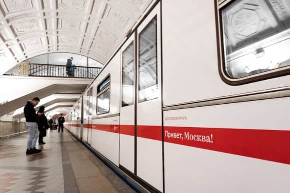 «Привет, Москва!». Театр спускается в метро