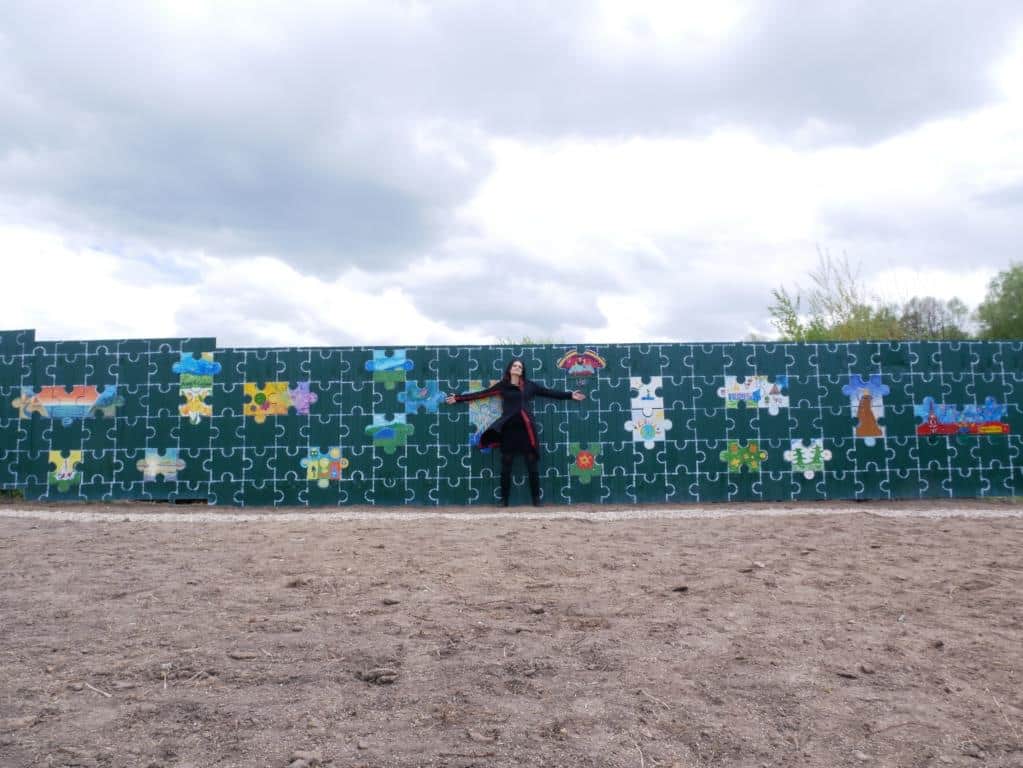  Офлайн public-art «Вместе!» от Марины Звягинцевой  