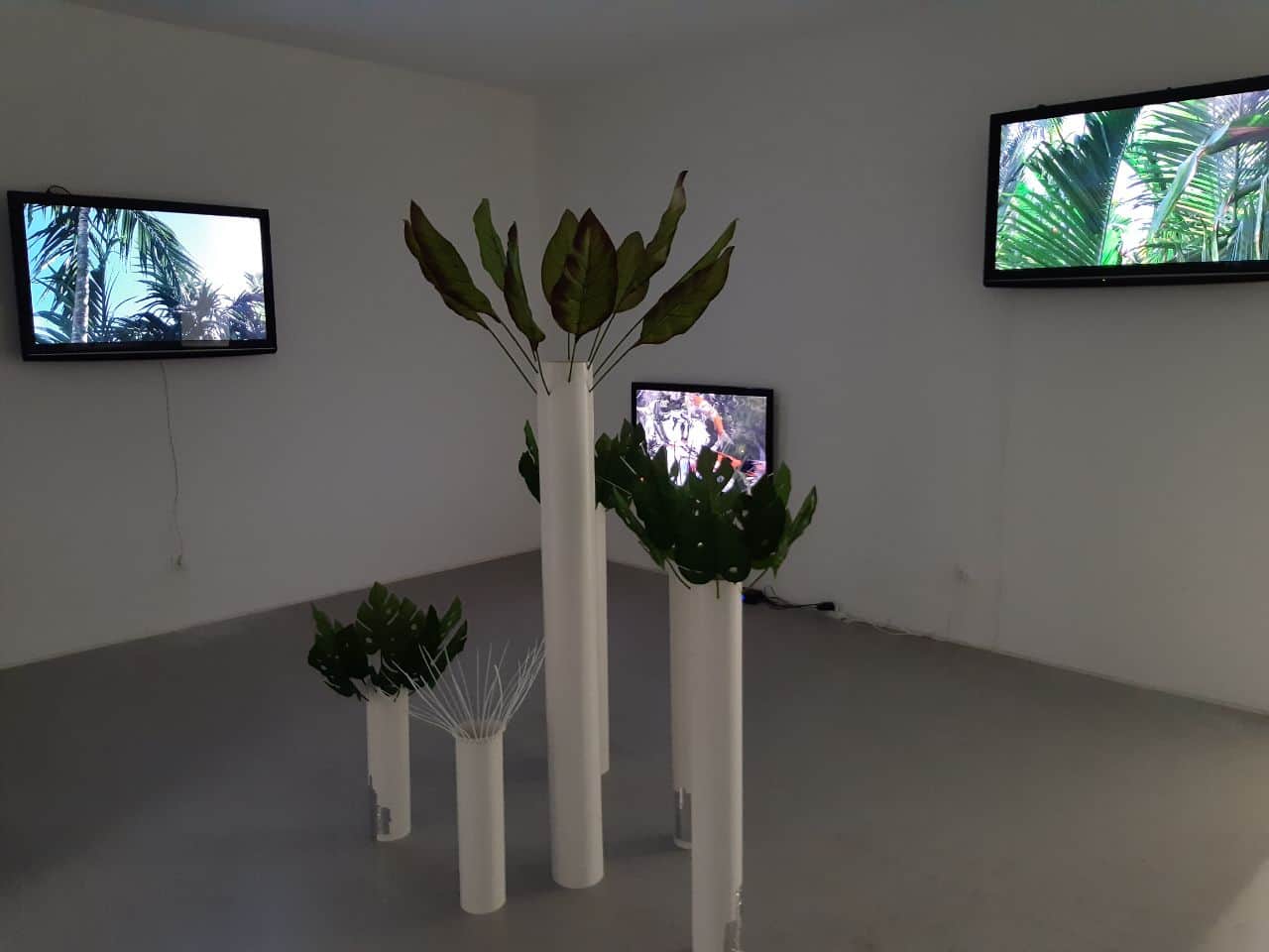 «Сады Эдема» в галерее Fragment