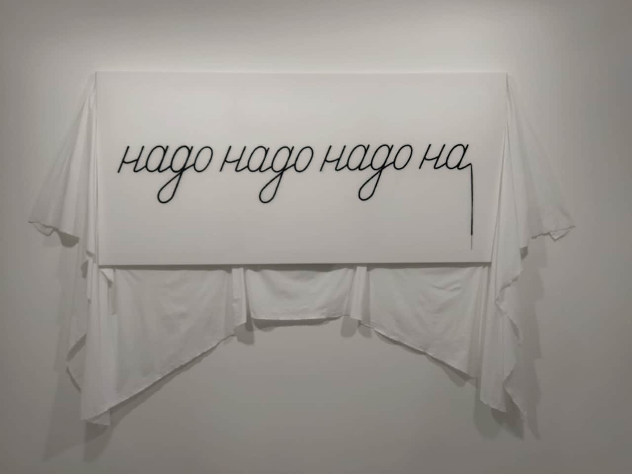 «Смирись и пой» в галерее Anna Nova