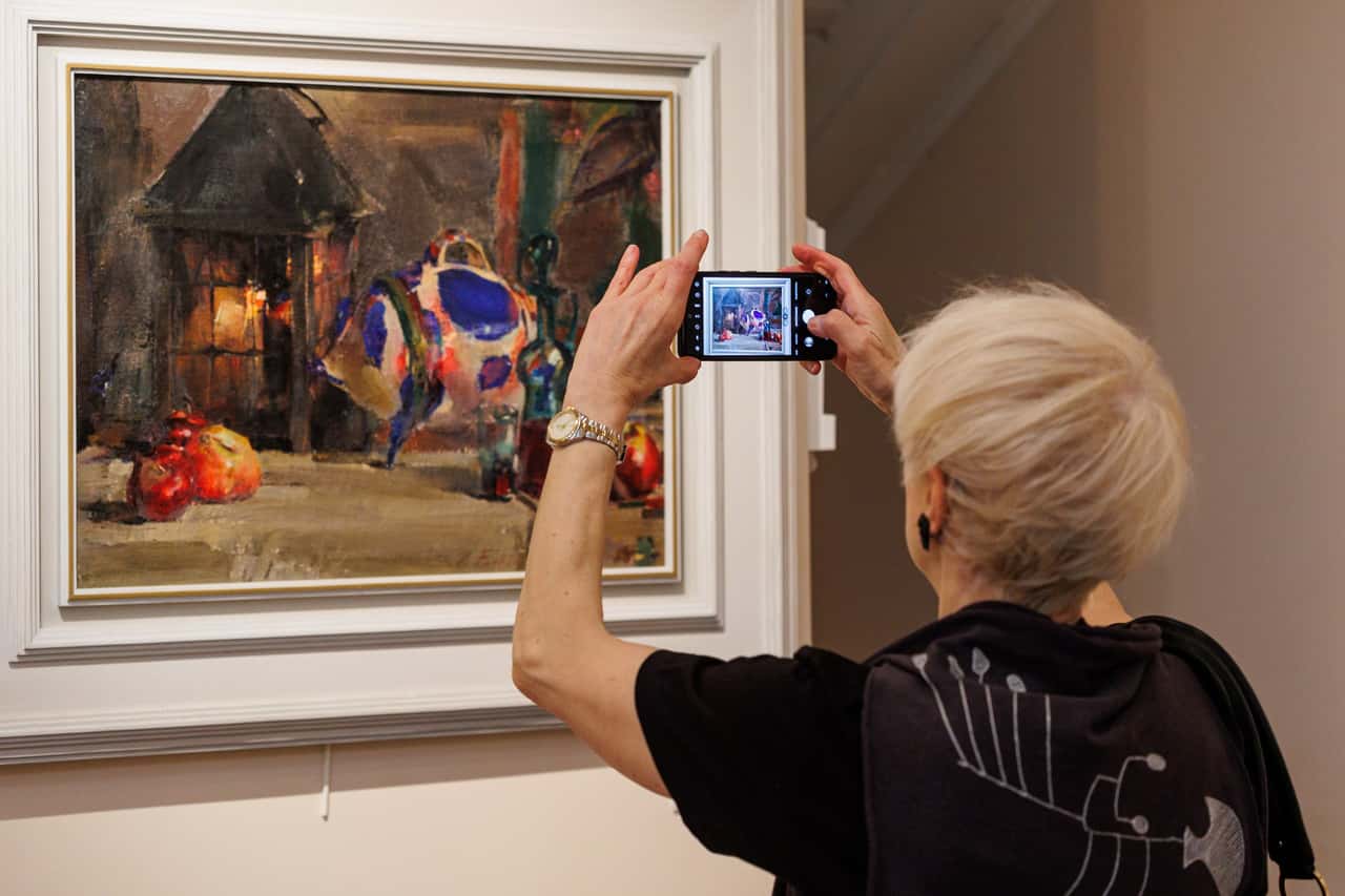 Битва консерваторов с прогрессистами. Artinvestment публикует анализ мирового арт-рынка в 2023 и первом квартале 2024 года