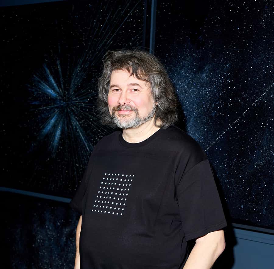 «Я использую свет так, как другие используют краску»: Северин Инфантэ о своей новой выставке